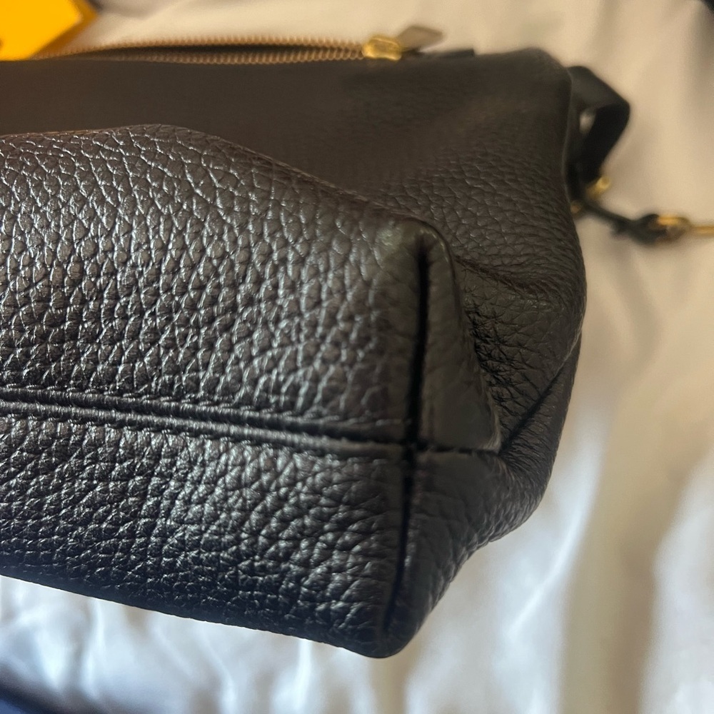 Fossil's Kinley crossbody  Black - Picture 7 of 10